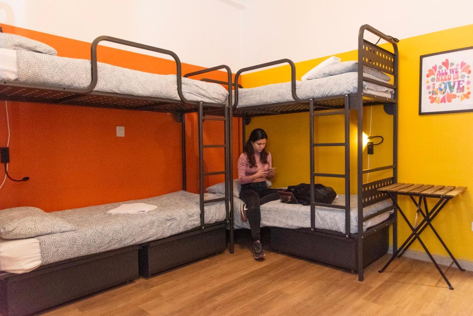 Sunflower Beach Backpacker Hostel & Bar Rimini Ngoại thất bức ảnh