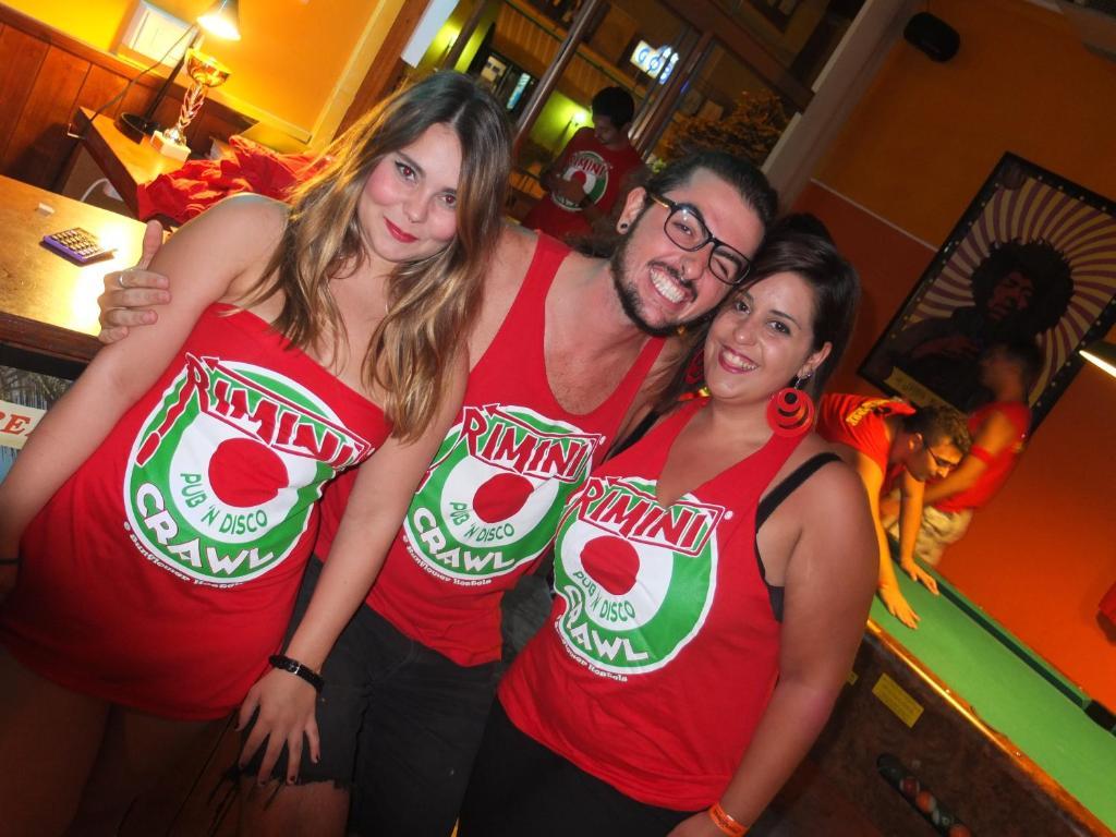 Sunflower Beach Backpacker Hostel & Bar Rimini Ngoại thất bức ảnh